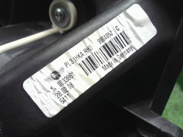 BMW ミニ ヒーターブロアモーター ABA-ML16 64113422645