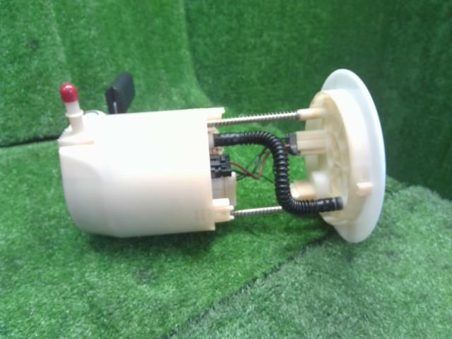 スイフト フューエルポンプ DAA-ZD53S 15100-52RA0
