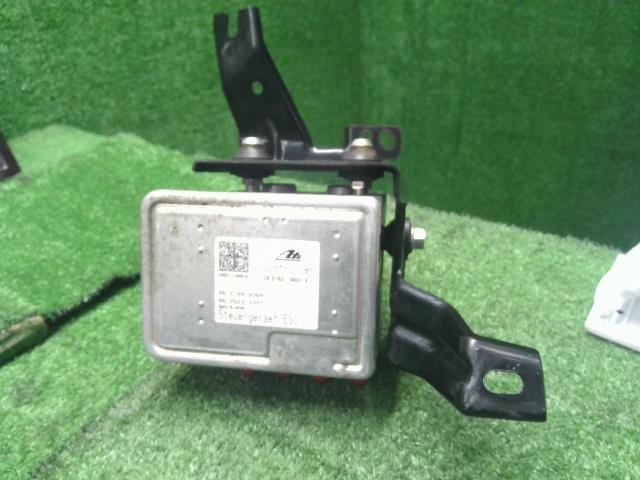 スイフト ＡＢＳアクチュエーター DAA-ZD53S 56130-67RQ3