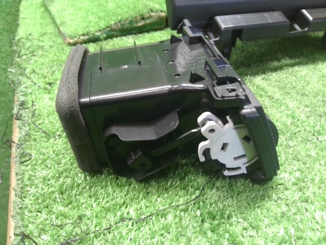 スイフト 内装部品 DAA-ZD53S 73640-52R00-5PK