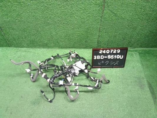 ピクシス ワイヤーハーネス 3BD-S510U 82141-B5Q71