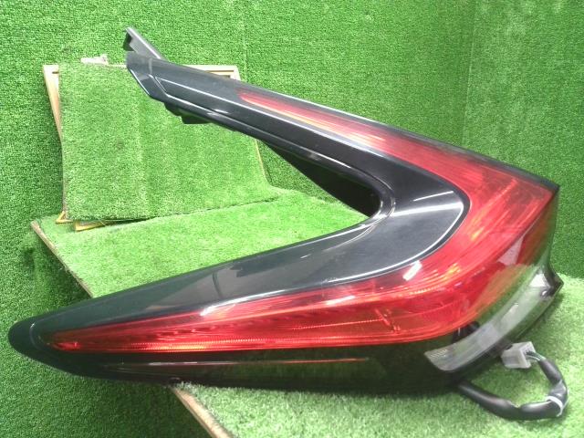 リーフ 左テールランプ ZAA-ZE1 26555-5SK0B