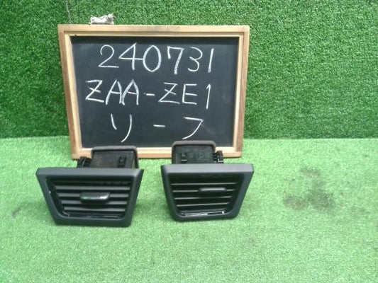 リーフ 内装部品 ZAA-ZE1 68760-5SK0B