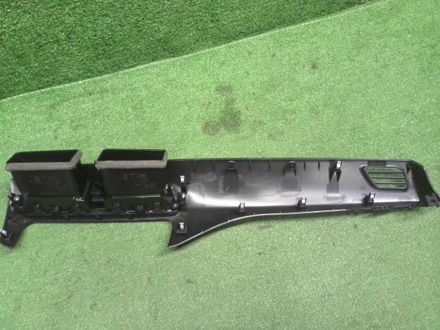 リーフ 内装部品 ZAA-ZE1 68750-5SK0B