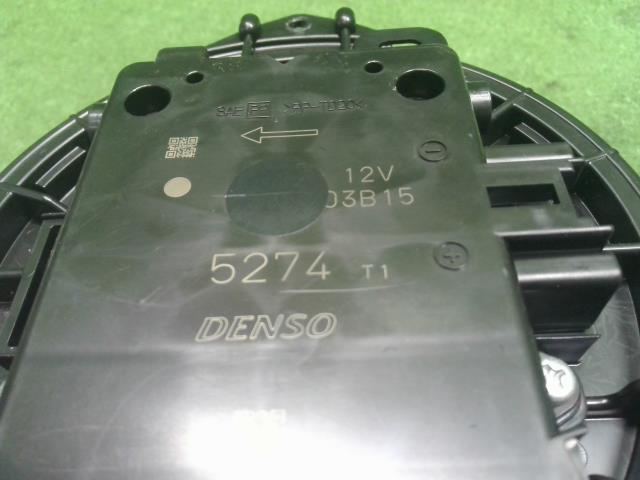 カムリ ヒーターブロアモーター DAA-AXVH70 87103-58070