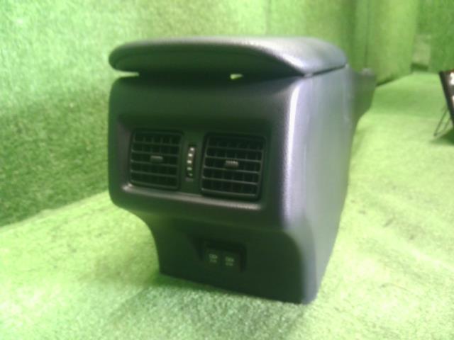 カムリ コンソールボックス DAA-AXVH70 58810-33340-C5