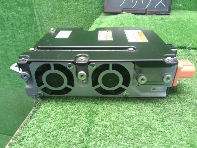 プリウス ＨＶ・ＥＶ・ＦＣＶインバーター DLA-ZVW52 G9200-49105
