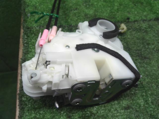 NV100クリッパー 右Ｆドアロックソレノイド HBD-DR17V 80500-4A02G
