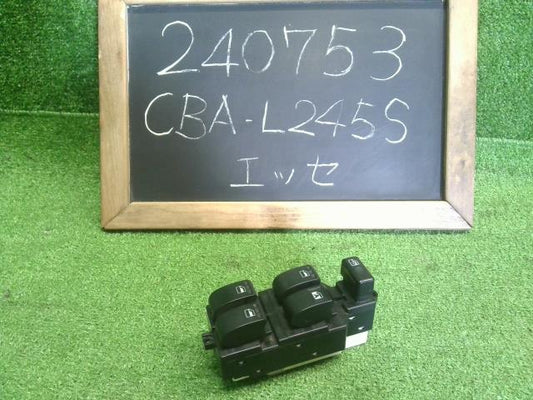 エッセ パワーウインドウスイッチ CBA-L245S 84656-B2120-B0