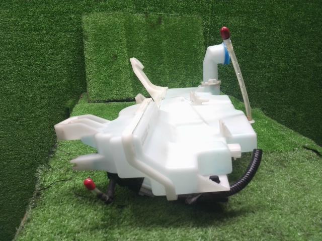 キャロル ウォッシャータンク DBA-HB36S 1A11-76-671