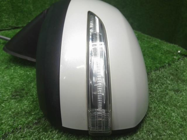 ムーヴ 左サイドミラー DBA-LA110S 87940-B2F70