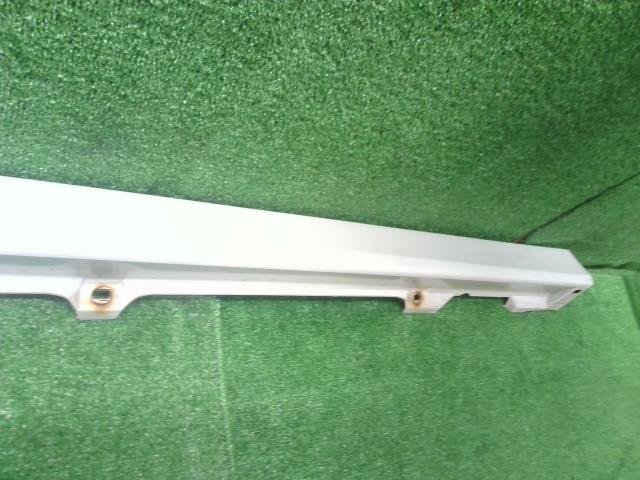 ムーヴ 右サイドステップ DBA-LA110S 75853-B2140-A0