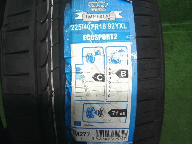 タイヤ関連 タイヤ 225/45R18