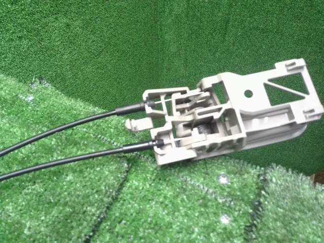 エブリィ 右Ｆドアロックソレノイド EBD-DA17V 82201-64P00