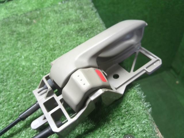 エブリィ 右Ｆドアロックソレノイド EBD-DA17V 82201-64P00