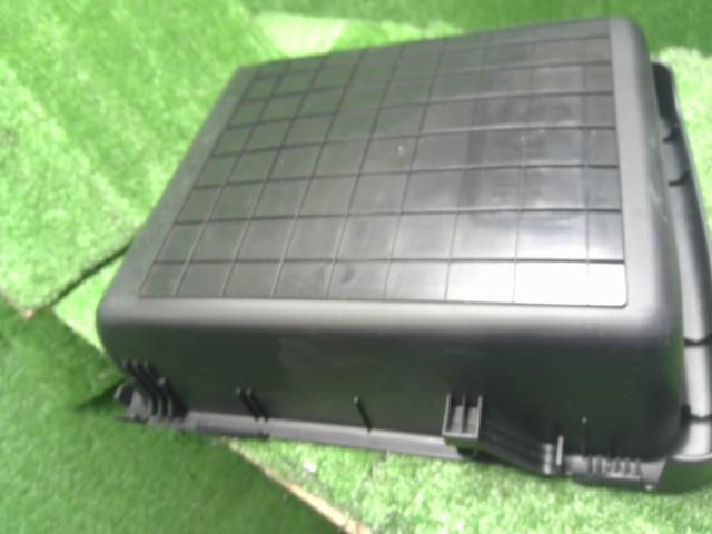 ムーヴ 内装部品 DBA-LA160S