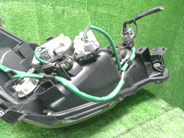 フォレスター 左ヘッドランプＡＳＳＹ DBA-SJG 84002SG070