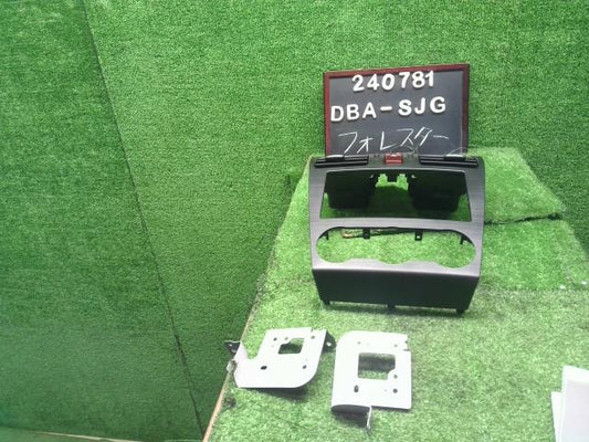 フォレスター クラスターパネル DBA-SJG 66065FJ000