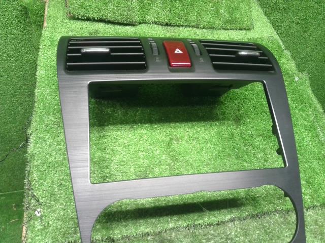 フォレスター クラスターパネル DBA-SJG 66065FJ000