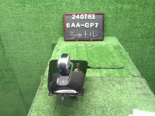 シャトル シフトレバー 6AA-GP7 54130-T5C-J02ZF
