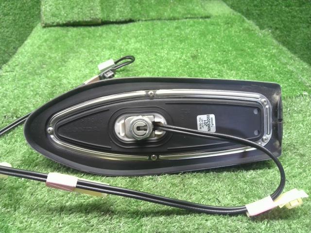 シャトル アンテナ 6AA-GP7 39150-TD4-J01ZK