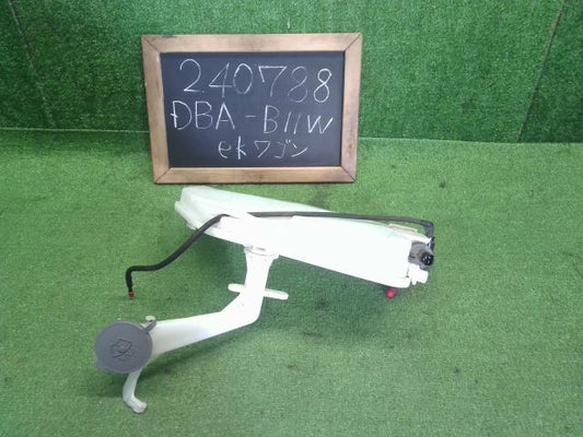 ｅＫワゴン ウォッシャータンク DBA-B11W 8260A321