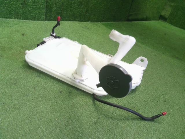 ｅＫワゴン ウォッシャータンク DBA-B11W 8260A321