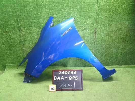 フィット 左Ｆフェンダー DAA-GP5 60261-T5A-J00ZZ