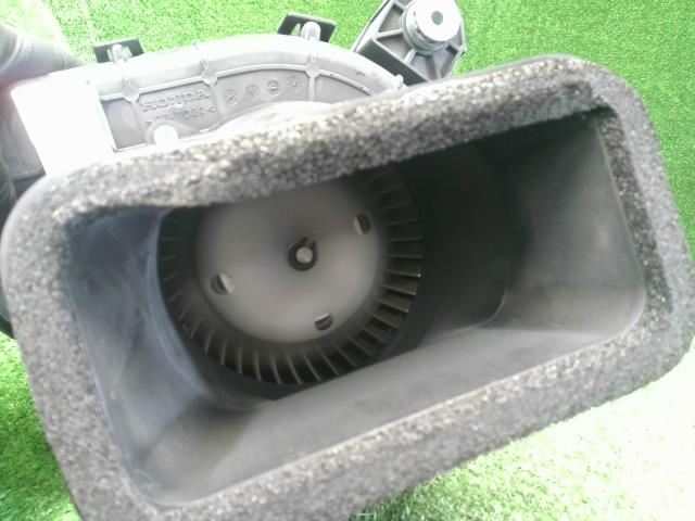 フィット 電動ファン DAA-GP5