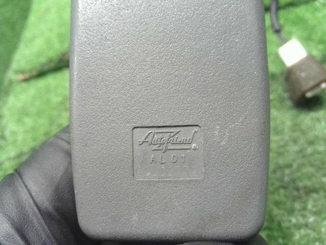 NV100クリッパー ドライバーシートベルト GBD-U72V