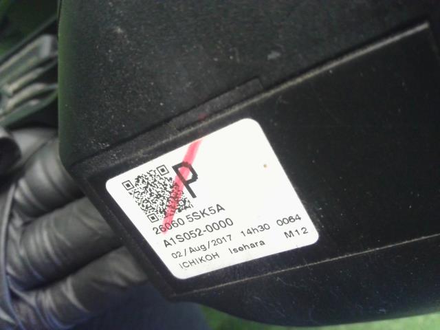 リーフ 左ヘッドランプＡＳＳＹ ZAA-ZE1 26060-5SK5A
