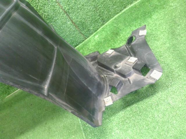 セレナ 右Ｆインナーフェンダー DAA-GNC27 63842-5TA0A