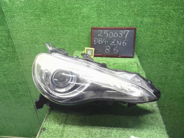 86 右ヘッドランプＡＳＳＹ DBA-ZN6 SU003-02548
