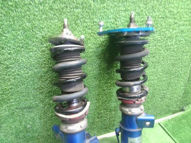 86 ストラット・アブソーバーセット（１台分） DBA-ZN6