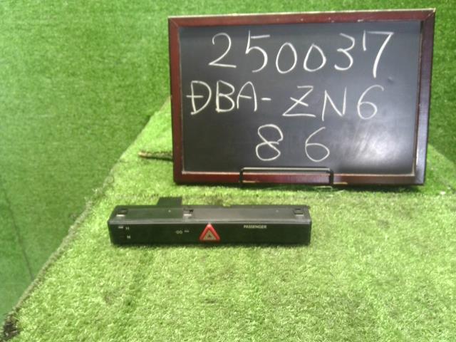 86 時計 DBA-ZN6
