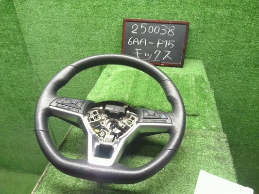 キックス ステアリングホイール
