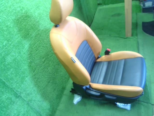 キックス ドライバーシート