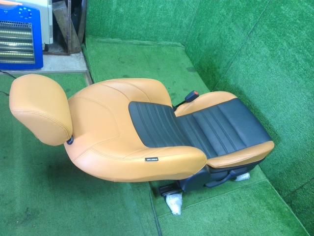 キックス ドライバーシート