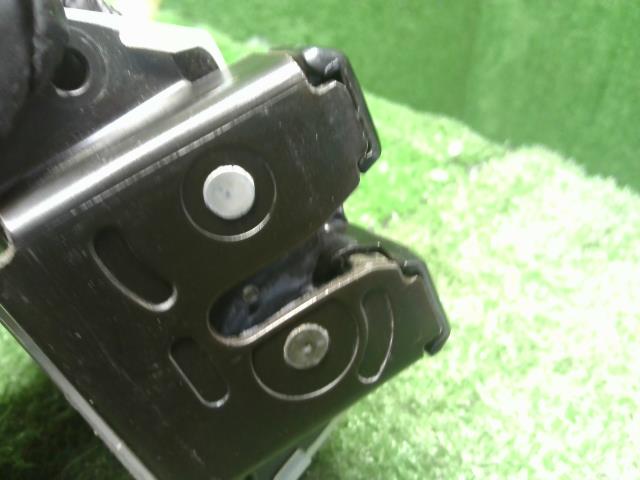 スイフト トランク・バックドアロックソレノイド UA-HT51S 82510-80G10