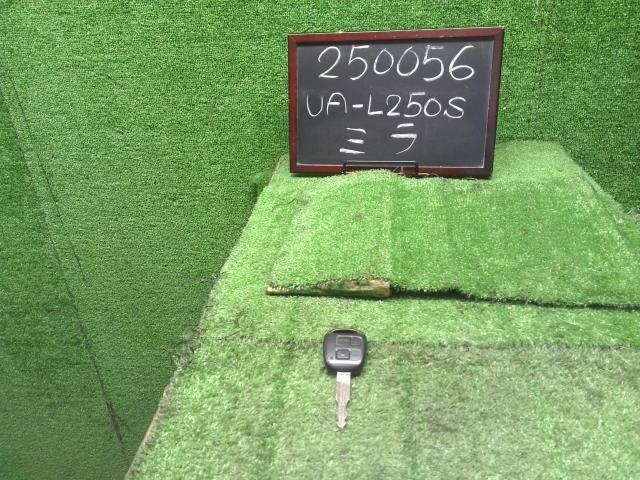 ミラ キーレスリモコン UA-L250S 08199-K9000-