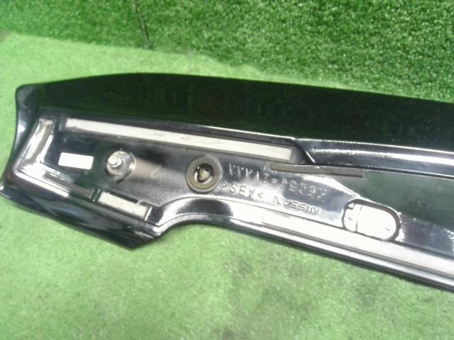 セレナ Ｒスポイラー DBA-C26 K6050-1VA0A