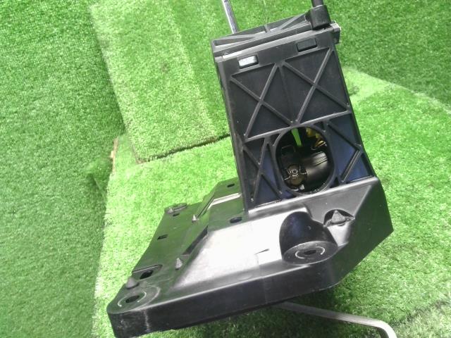 レクサス LS シフトレバー DBA-USF40 33550-50570
