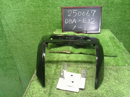 ノート クラスターパネル DBA-E12 68260-5WK0B