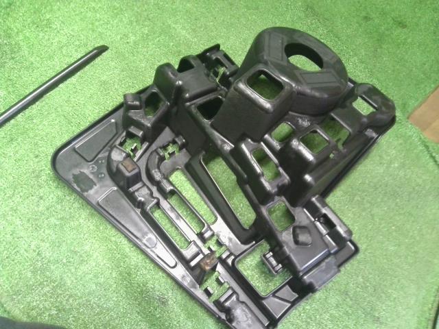 プリウス 車載工具 DAA-ZVW30 09111-33030