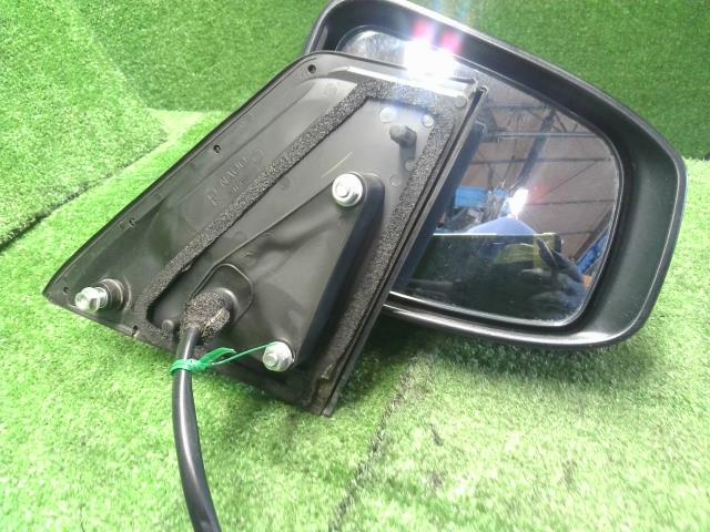 ルークス 右サイドミラー 4AA-B48A
