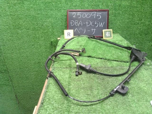 ベリーサ ＡＢＳセンサー DBA-DC5W D351-43-71YA