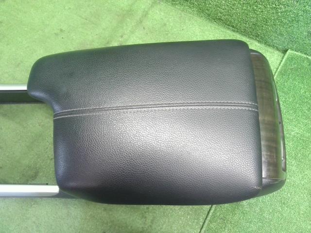 アコード コンソールボックス DAA-CR6 83450-T2M-T01ZA