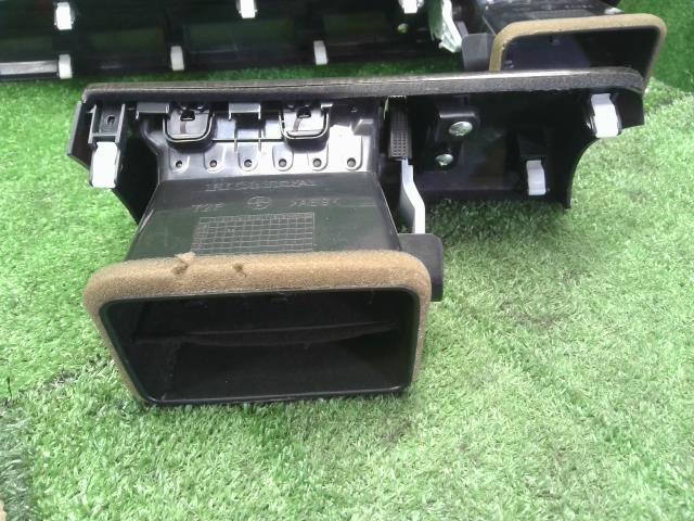 アコード 内装部品 DAA-CR6 77630-T2M-T12ZA