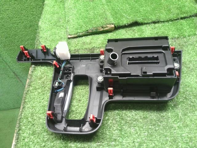 タント Ａ／Ｃスイッチパネル 6BA-LA660S 55910-B2680