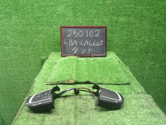 タント スイッチ 6BA-LA660S 84250-B2250-C2